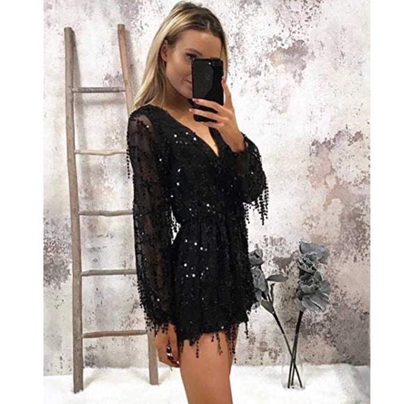 Black long sleeve sequin romper - Picture 2 of 6